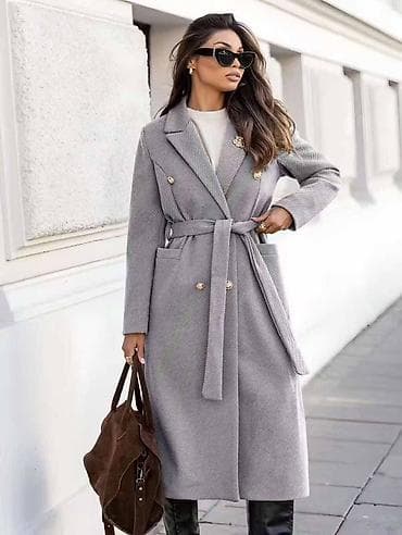 Elegantni ženski kaput – dužine ispod kolena, dvorednog kroja sa na lalafo.rs — 1 Elegantni ženski kaput – dužine ispod kolena, dvorednog kroja sa — 1