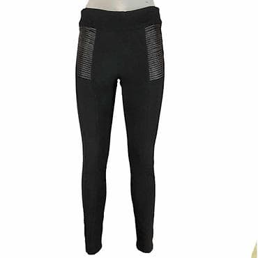 Pantalone guess, vel. M/38, viskoza marka: guess veličina: m/38 na lalafo.rs — 1 Pantalone guess, vel. M/38, viskoza marka: guess veličina: m/38 — 1