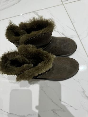 Ugg obuća 37, bоја - Maslinasto zelena na lalafo.rs — 7 Ugg obuća 37, bоја - Maslinasto zelena — 7