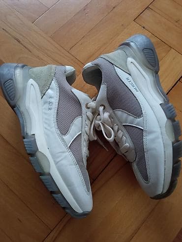 Mercer patike kao nove koža, tabanica 24cm. Predobre! na lalafo.rs — 3 Mercer patike kao nove koža, tabanica 24cm. Predobre! — 3