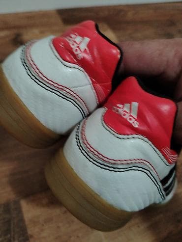 Adidas dečije patike za futsal/salu broj 33 - Model: Adidas indoor na lalafo.rs — 6 Adidas dečije patike za futsal/salu broj 33 - Model: Adidas indoor — 6