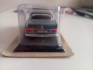 Ostalo: Mercedes-Benz W110 200D – kolekcionarski model automobila neostecen na lalafo.rs — 3 Ostalo: Mercedes-Benz W110 200D – kolekcionarski model automobila neostecen — 3