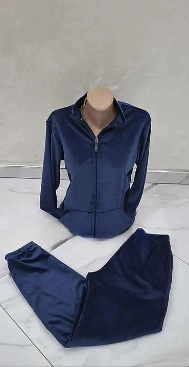 Ženski komplet trenerke – pliš/velur - Dvoddelni komplet: gornji deo na lalafo.rs — 10 Ženski komplet trenerke – pliš/velur - Dvoddelni komplet: gornji deo — 10