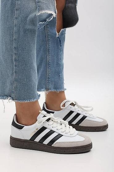 Adidas Spezial patike
Novo
Brojevi 36 do 44
fb Moja Kupovina 1 na lalafo.rs — 1 Adidas Spezial patike
Novo
Brojevi 36 do 44
fb Moja Kupovina 1 — 1
