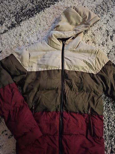 Zimska jakna sa kapuljačom, troslojni „color-block” dizajn: - Boje na lalafo.rs — 1 Zimska jakna sa kapuljačom, troslojni „color-block” dizajn: - Boje — 1