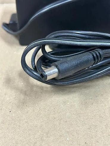 Electronics: Original HP AC adapter/napajanje - Brend/model: Hewlett-Packard (HP) at lalafo.rs — 4 Electronics: Original HP AC adapter/napajanje - Brend/model: Hewlett-Packard (HP) — 4