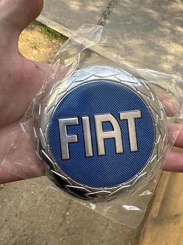 FIAT prednja značka/emblem – plava okrugla - Okrugli emblem sa na lalafo.rs FIAT prednja značka/emblem – plava okrugla - Okrugli emblem sa