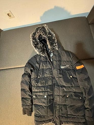 bermude teksas br: Zimska jakna sa kapuljačom i veštačkim krznom Marka:Eksi-1 jeans - at lalafo.rs — 1 bermude teksas br: Zimska jakna sa kapuljačom i veštačkim krznom Marka:Eksi-1 jeans - — 1