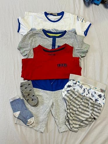 Komplet za decake u perfektnom stanju u vel 4-5 Zainteresovanima na lalafo.rs — 1 Komplet za decake u perfektnom stanju u vel 4-5 Zainteresovanima — 1