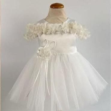 Elegantna haljinica za devojčice – bela - Gornji deo od satena at lalafo.rs Elegantna haljinica za devojčice – bela - Gornji deo od satena