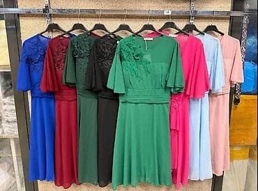 Haljina: 3500 dinara
Do 3xl na lalafo.rs Haljina: 3500 dinara
Do 3xl