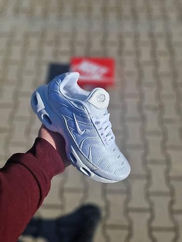 Nike air tn patike
Novo
Brojevi 36 do 46
fb Moja Kupovina 1 na lalafo.rs — 6 Nike air tn patike
Novo
Brojevi 36 do 46
fb Moja Kupovina 1 — 6