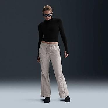 Nike Sportswear Collection Women's Mid-Rise Repel Zip Trousers vel.XS na lalafo.rs — 6 Nike Sportswear Collection Women's Mid-Rise Repel Zip Trousers vel.XS — 6