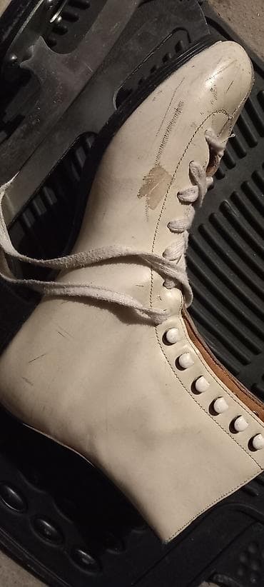 Klizaljke za led u dobrom stanju. Novi Beograd na lalafo.rs — 3 Klizaljke za led u dobrom stanju. Novi Beograd — 3