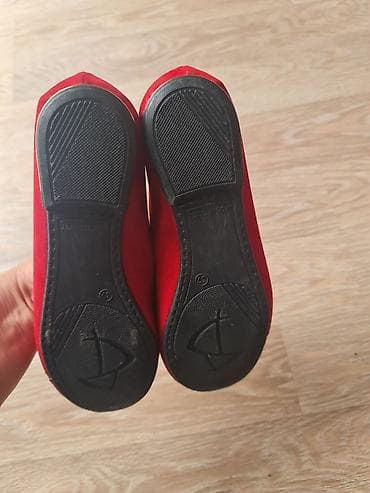 Women's Footwear: Nove . samo probane. pise 36. ali nisu. veci kalup i odgovaraju br at lalafo.rs — 5 Women's Footwear: Nove . samo probane. pise 36. ali nisu. veci kalup i odgovaraju br — 5