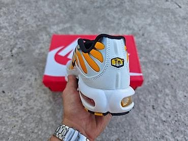Nike Air Max Plus (Tn) patike – bele sa žuto‑narandžastim gradijentom at lalafo.rs — 4 Nike Air Max Plus (Tn) patike – bele sa žuto‑narandžastim gradijentom — 4