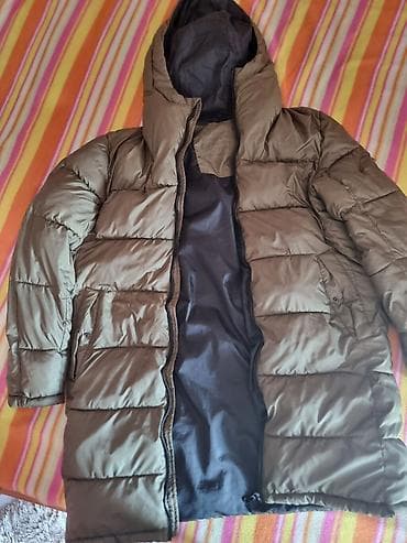 Pull&Bear jakna Bez ostecenja Dugacka, topla i sa kapuljacom L na lalafo.rs — 1 Pull&Bear jakna Bez ostecenja Dugacka, topla i sa kapuljacom L — 1