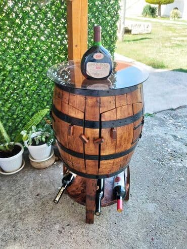 Antique Dressers: Drvena barska komoda od vinske bačve sa staklenom pločom - Ručno at lalafo.rs — 1 Antique Dressers: Drvena barska komoda od vinske bačve sa staklenom pločom - Ručno — 1