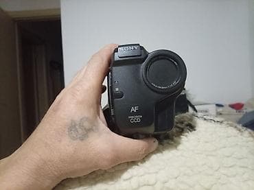 Na prodaju Sony Handycam video Hi8 kamkorder – model CCD‑TR650E (PAL) na lalafo.rs — 3 Na prodaju Sony Handycam video Hi8 kamkorder – model CCD‑TR650E (PAL) — 3