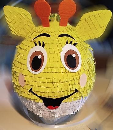 Pinjata žirafa 2000 din pinjate se prodaju prazne. Ukoliko želite štap na lalafo.rs — 1 Pinjata žirafa 2000 din pinjate se prodaju prazne. Ukoliko želite štap — 1