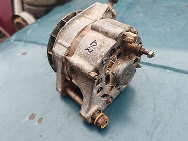 Transport: Alternator Lada 2107 Riva, Lada 2121 Niva 1.6 br.2 . Polovno, ocuvano at lalafo.rs — 6 Transport: Alternator Lada 2107 Riva, Lada 2121 Niva 1.6 br.2 . Polovno, ocuvano — 6