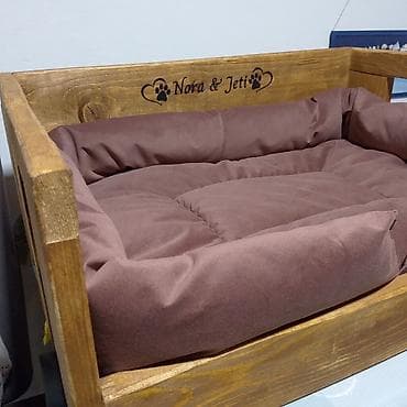 dve suknje po: Drveni krevet za pse sa integrisanim postoljem za činije - na lalafo.rs — 5 dve suknje po: Drveni krevet za pse sa integrisanim postoljem za činije - — 5