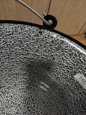 Emajlirani kotlić 16l sa tronošcem na lalafo.rs — 3 Emajlirani kotlić 16l sa tronošcem — 3