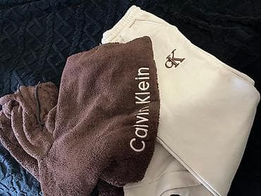 Sweatsuit Sets: Calvin Klein komplet trenerka at lalafo.rs — 2 Sweatsuit Sets: Calvin Klein komplet trenerka — 2
