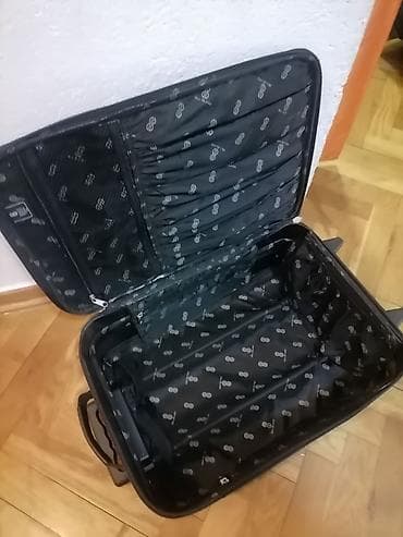 . AKCIJA. Kofer BILL BASS platneni manji na točkiće oko 55 na lalafo.rs — 10 . AKCIJA. Kofer BILL BASS platneni manji na točkiće oko 55 — 10