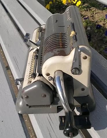 prsluk jaknica mango u: Mehanički kalkulator – Odhner tip, brend “Facit”/“Odhner” (na telu at lalafo.rs — 2 prsluk jaknica mango u: Mehanički kalkulator – Odhner tip, brend “Facit”/“Odhner” (na telu — 2