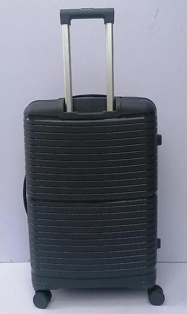 Travel suitcases and bags: Tvrdi kofer na točkićima – velika veličina - Materijal: izdržljiva at lalafo.rs — 2 Travel suitcases and bags: Tvrdi kofer na točkićima – velika veličina - Materijal: izdržljiva — 2