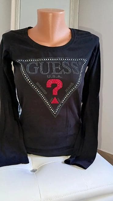 Guess majica nije original.
Vel s/m
uplata pa slanje na lalafo.rs — 1 Guess majica nije original.
Vel s/m
uplata pa slanje — 1