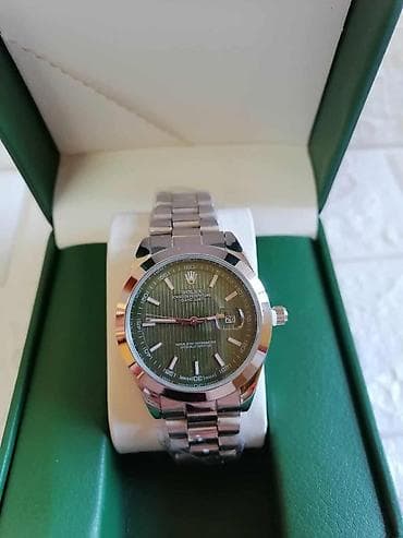 Cena:2900din (Samo sat)
3300din (Sat sa kutijom) na lalafo.rs — 8 Cena:2900din (Samo sat)
3300din (Sat sa kutijom) — 8