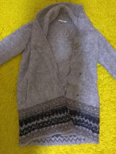 Za ove zimske ledene dane,džemper Esprit,na kopcanje,bez na lalafo.rs Za ove zimske ledene dane,džemper Esprit,na kopcanje,bez