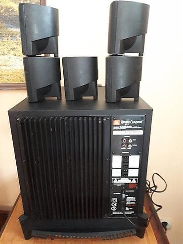 JBL vufer sa originalnim satelitima i pripadajucim kablovima. Uredjaj na lalafo.rs — 4 JBL vufer sa originalnim satelitima i pripadajucim kablovima. Uredjaj — 4