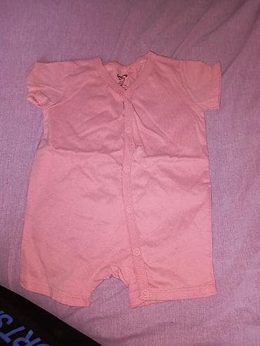 kom sa etiketom: Nove stvari za devojčice, nenošene, sa etiketom od 0-6 meseci, i at lalafo.rs — 3 kom sa etiketom: Nove stvari za devojčice, nenošene, sa etiketom od 0-6 meseci, i — 3