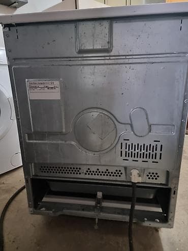 Bosch samostojeći šporet sa keramičkom pločom - Tip: električni na lalafo.rs — 4 Bosch samostojeći šporet sa keramičkom pločom - Tip: električni — 4