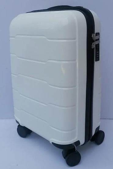 Travel suitcases and bags: Tvrdi kofer za putovanja – ručni kabinski format - Materijal: tvrda at lalafo.rs — 5 Travel suitcases and bags: Tvrdi kofer za putovanja – ručni kabinski format - Materijal: tvrda — 5