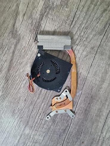 Kuler i hladnjak za Fujitsu S904. ✨ Ispravno na lalafo.rs Kuler i hladnjak za Fujitsu S904. ✨ Ispravno