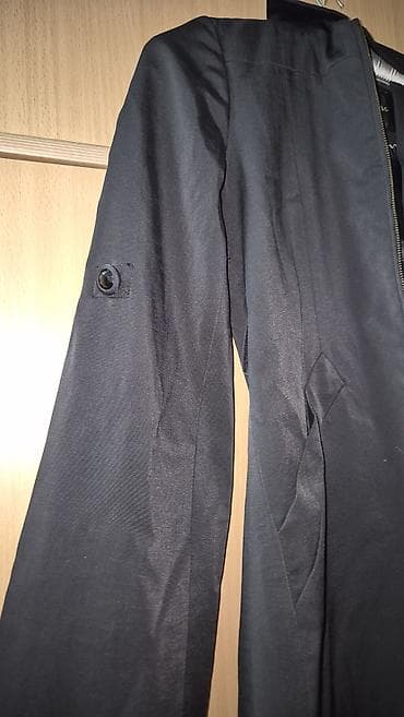 Ženska crna jakna/mantilić Angels, veličina 36. - Minimalistički na lalafo.rs — 3 Ženska crna jakna/mantilić Angels, veličina 36. - Minimalistički — 3