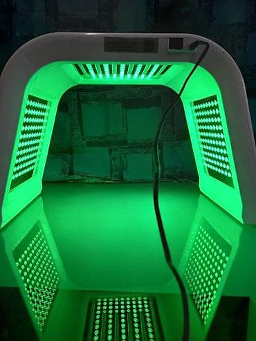 LED therapy.
Made in Germany, savršeno ocuvana i savršeno radi na lalafo.rs — 7 LED therapy.
Made in Germany, savršeno ocuvana i savršeno radi — 7