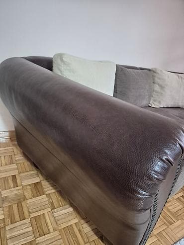 Vrhunski cetvorosed koža - mebl. Ovalnog dizajna jako zanimljiva na lalafo.rs — 9 Vrhunski cetvorosed koža - mebl. Ovalnog dizajna jako zanimljiva — 9