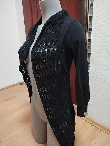 Women's Sweaters, Cardigans: Prelep kardigan crni džemper S M velicina at lalafo.rs — 3 Women's Sweaters, Cardigans: Prelep kardigan crni džemper S M velicina — 3