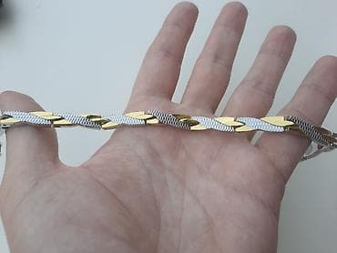 Narukvica sa magnetima
Dužina narukvice 21 cm
Širina 8 mm na lalafo.rs — 2 Narukvica sa magnetima
Dužina narukvice 21 cm
Širina 8 mm — 2