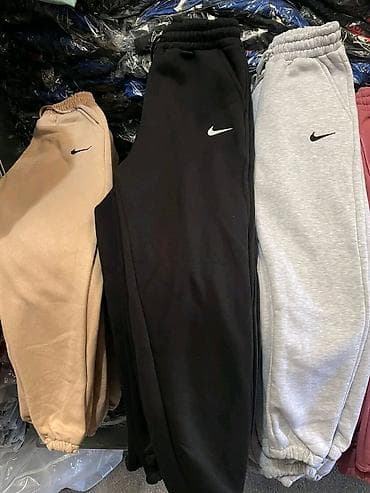 Ženske samo donji deo termo trenerke deblji S,M,L,XL,XXL veličine na lalafo.rs — 1 Ženske samo donji deo termo trenerke deblji S,M,L,XL,XXL veličine — 1