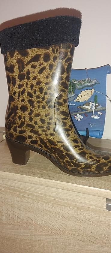 High boots, 37, color - Multicolored at lalafo.rs — 2 High boots, 37, color - Multicolored — 2