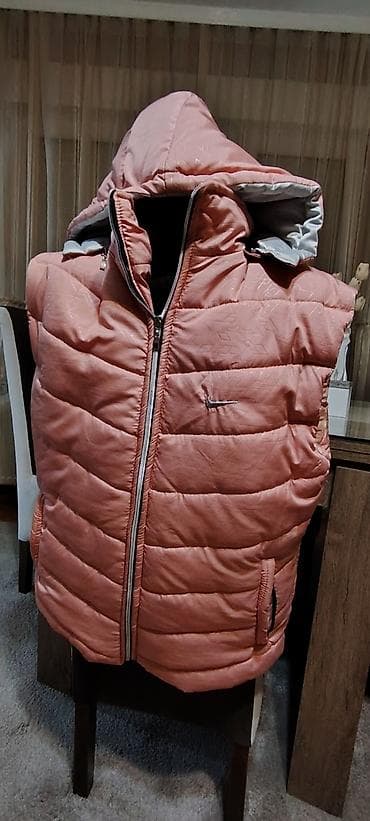 Puffer prsluk bez rukava sa kapuljačom – svetloružičaste boje - na lalafo.rs Puffer prsluk bez rukava sa kapuljačom – svetloružičaste boje -