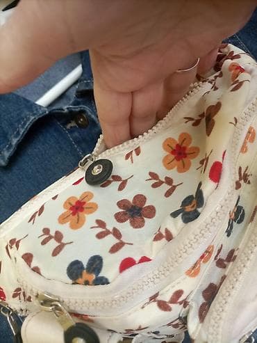 Accessories: Kipling original1200.Teksas jakna Only original 500din,Vel ML at lalafo.rs — 6 Accessories: Kipling original1200.Teksas jakna Only original 500din,Vel ML — 6