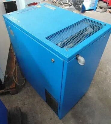 Kompresori za vazduh: Kompresor Ceccato 2420-19 Vijačni kompresor za vazduh Specifikacije na lalafo.rs — 2 Kompresori za vazduh: Kompresor Ceccato 2420-19 Vijačni kompresor za vazduh Specifikacije — 2