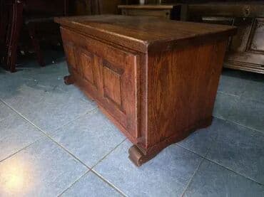 Stilske komode: Skrinja u odlicnom stanju. Duzina 105 cm. Visina 50cm Dubina 45 cm na lalafo.rs — 4 Stilske komode: Skrinja u odlicnom stanju. Duzina 105 cm. Visina 50cm Dubina 45 cm — 4